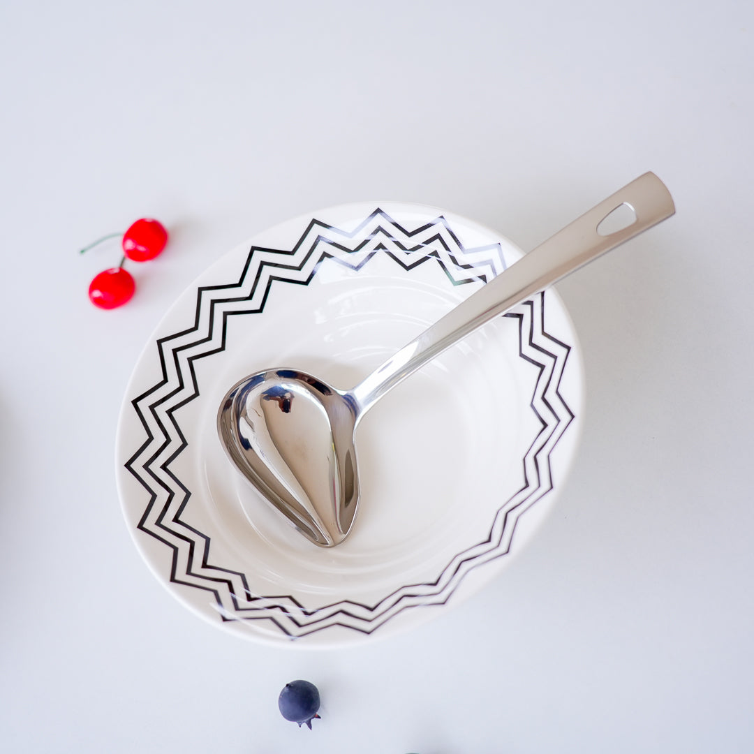 Luxury Gold Soup Ladle with Spout | Serving Spoon | 304 Stainless Steel - Image 4